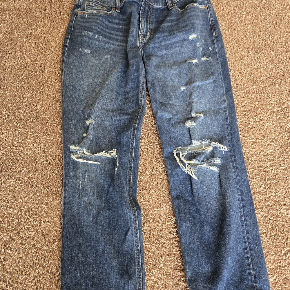 Women's Distressed Blue Jeans